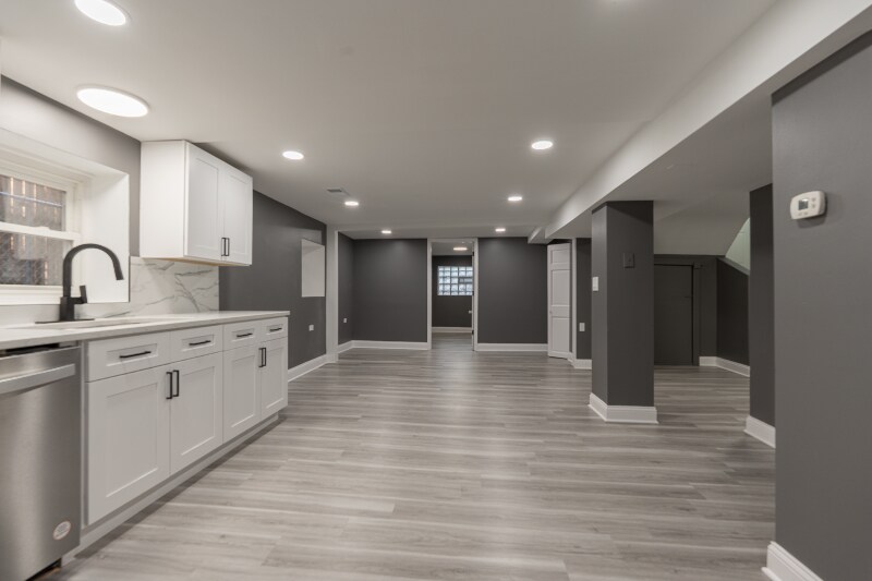 Building Photo - 4627 N Monticello Ave