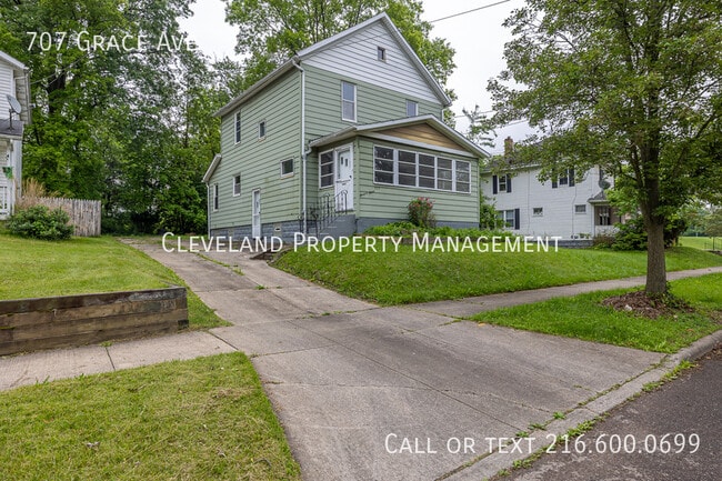 Primary Photo - 707 Grace Ave
