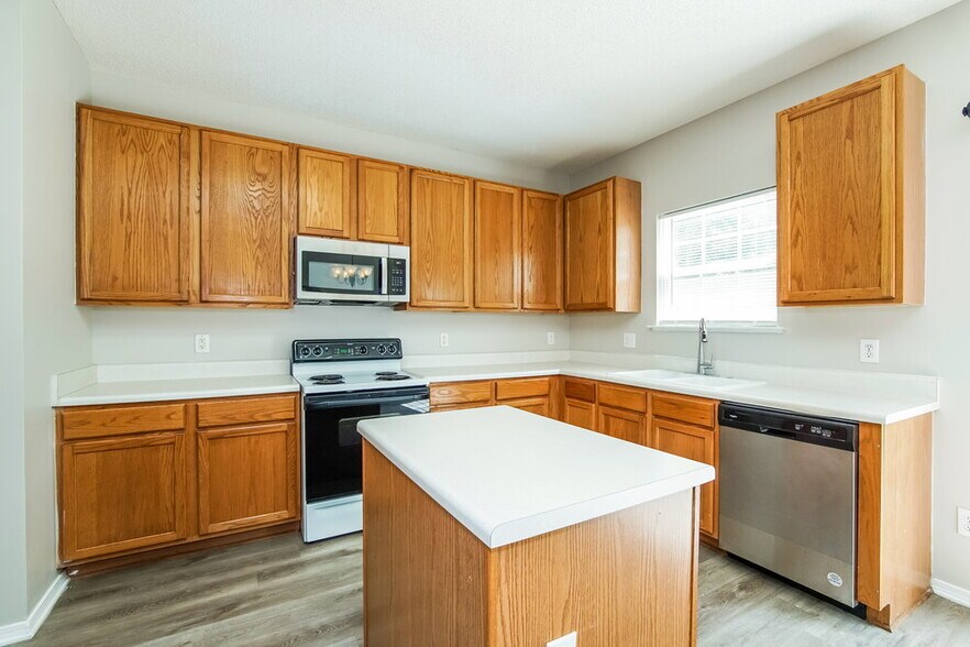 Building Photo - 3048 Bethwicke Ct