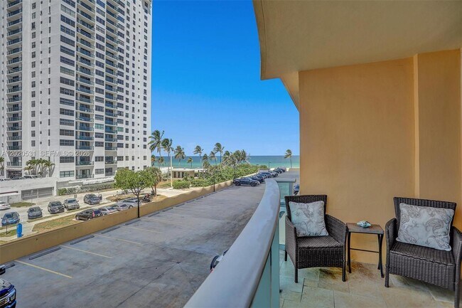Building Photo - 2501 S Ocean Dr