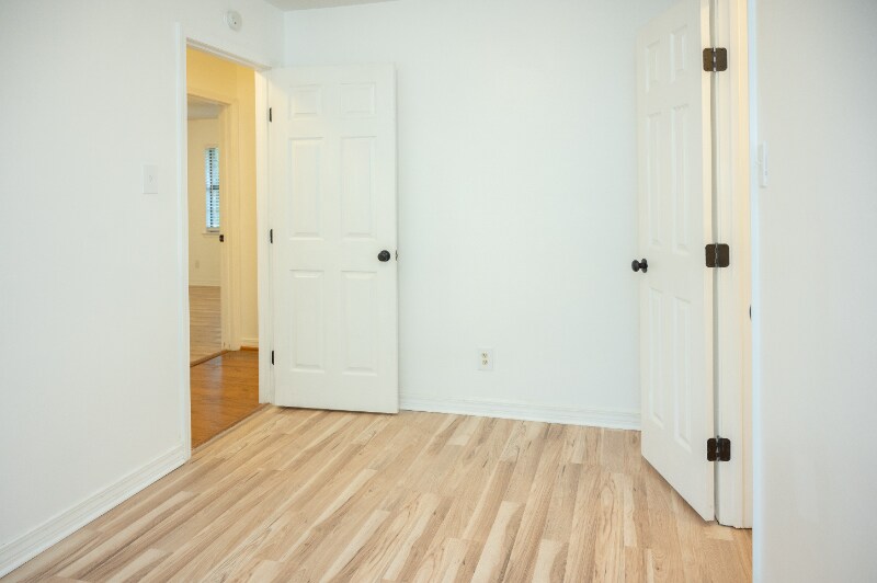 Building Photo - 9151 McFarland Ct