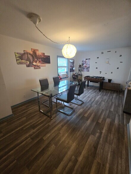 Large Dining Room - 295 Center St