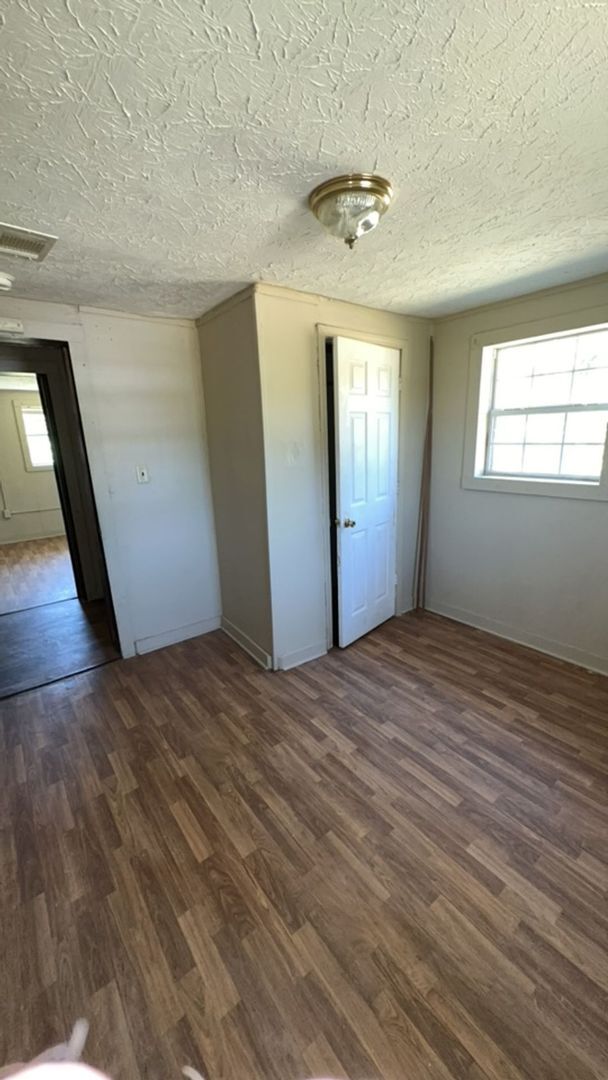 Building Photo - 6483 Pineapple Hwy