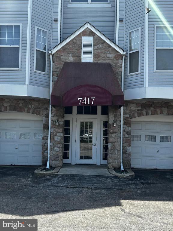 Primary Photo - 7417 Hindon Cir