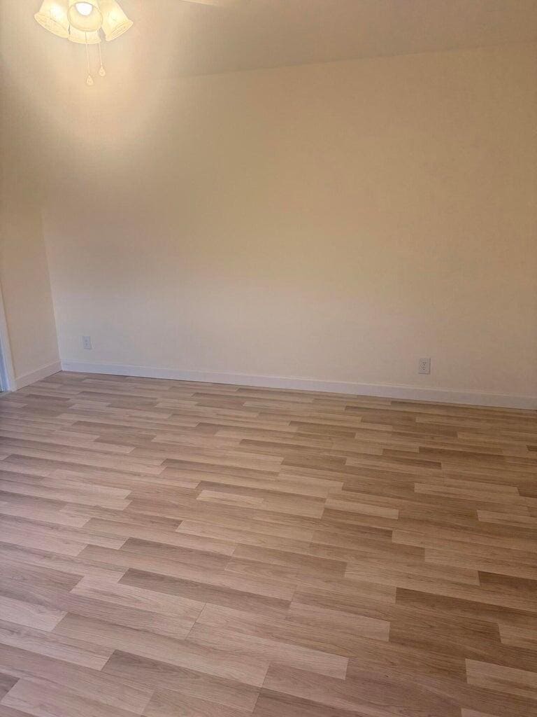 Building Photo - 2622 NW 7th Ct