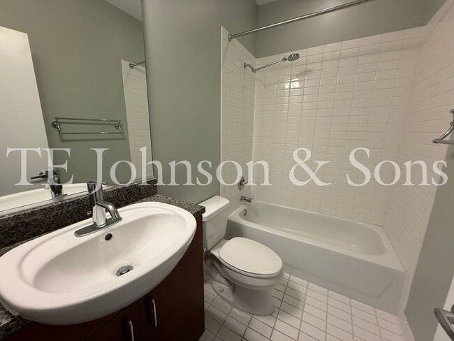 Building Photo - Modern Three Level Townhome in the Heart of Winston Salem