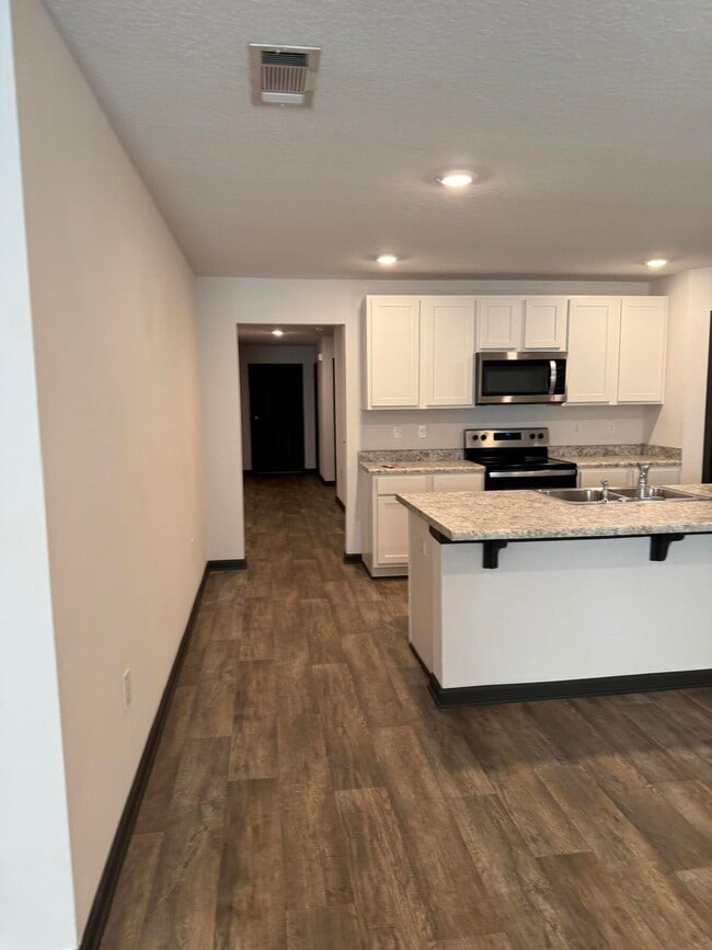Building Photo - 3476 Sparco Dr