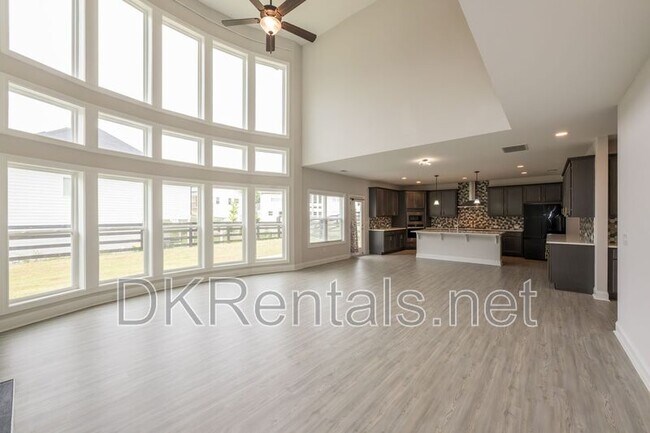 Building Photo - 508 Blackberry Ln