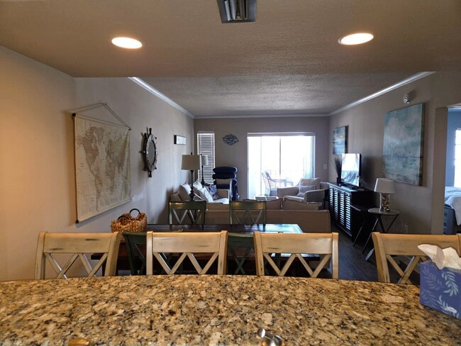 Building Photo - 4901 38th Way S