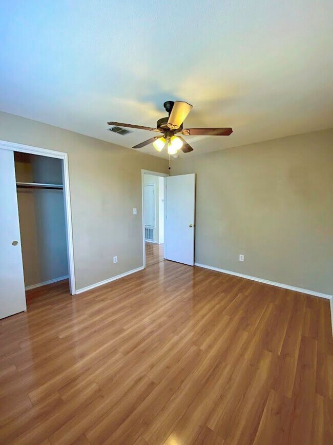 Building Photo - Lovely home in Wildhorse Vista Neighborhood
