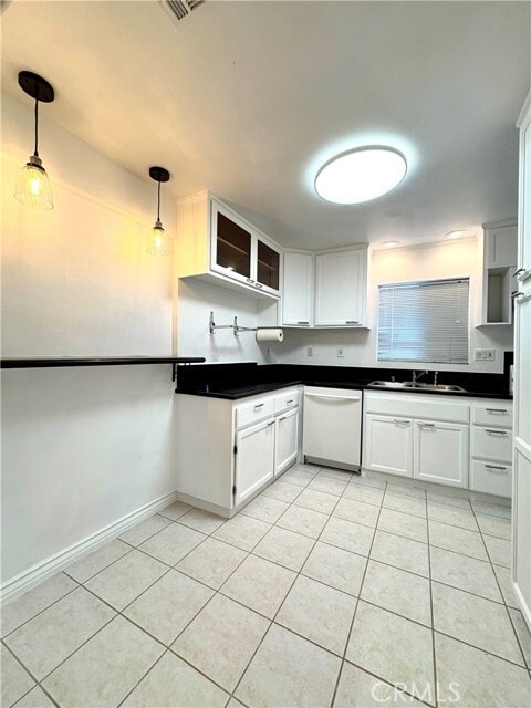 Building Photo - 11741 Benfield Ave