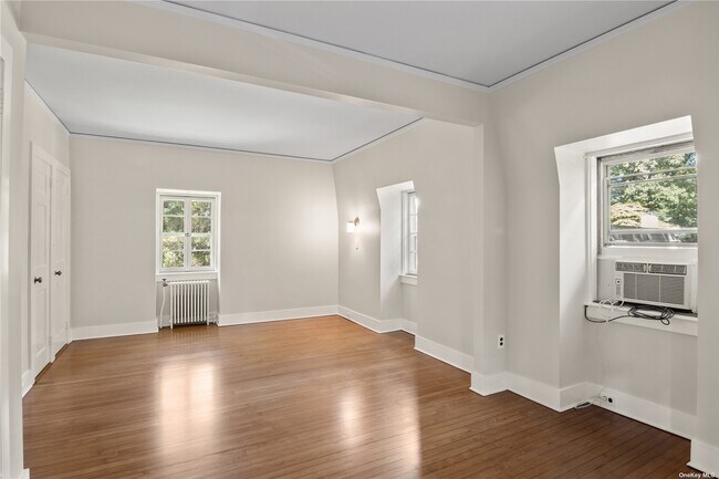 Building Photo - 16 Delafield Woods