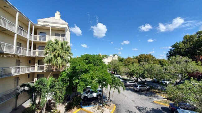 Building Photo - 8290 Lake Dr