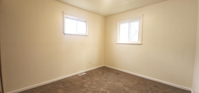 Building Photo - 952 Hunter Ave