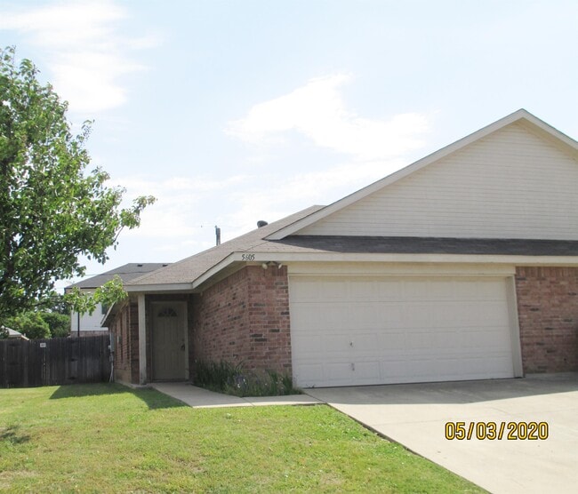 Primary Photo - 5605 Homestead Rd