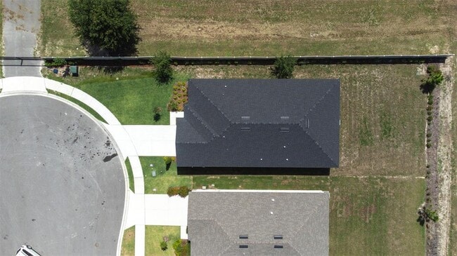 Building Photo - 29308 Kinsington Ct