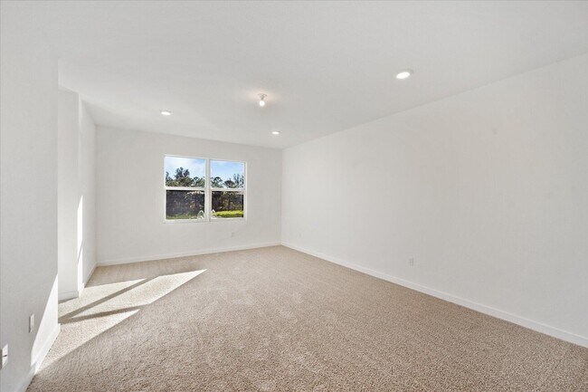 Building Photo - 18478 Claybrook St