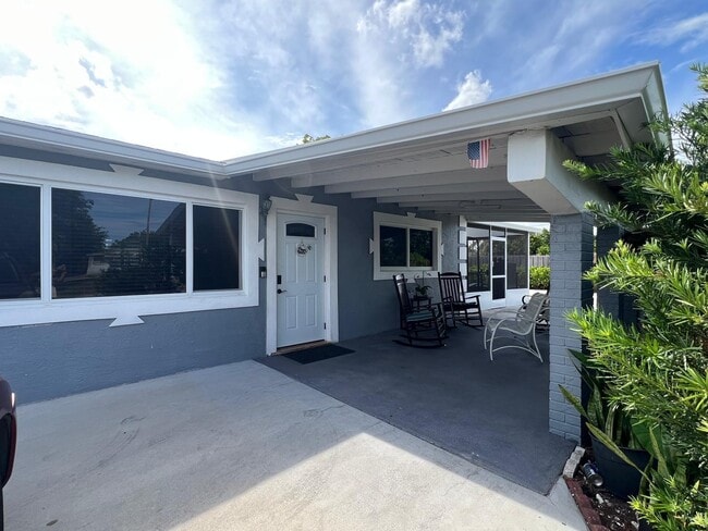 Primary Photo - 2019 W Carol Cir