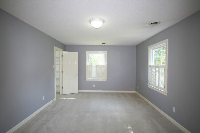 Building Photo - WONDERFUL 2-STORY HOME IN WALNUT CREEK *SP...