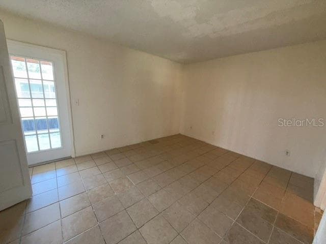 Building Photo - 787 Lucaya Dr