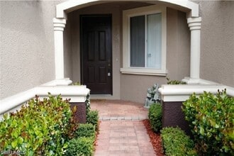 Building Photo - 17533 Laurel Grove Ct