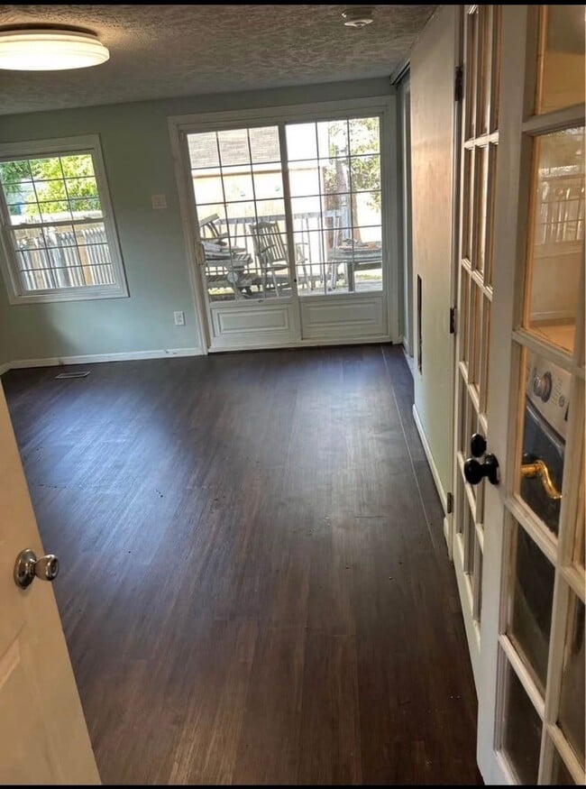 Building Photo - 6849 N Aurelius Rd