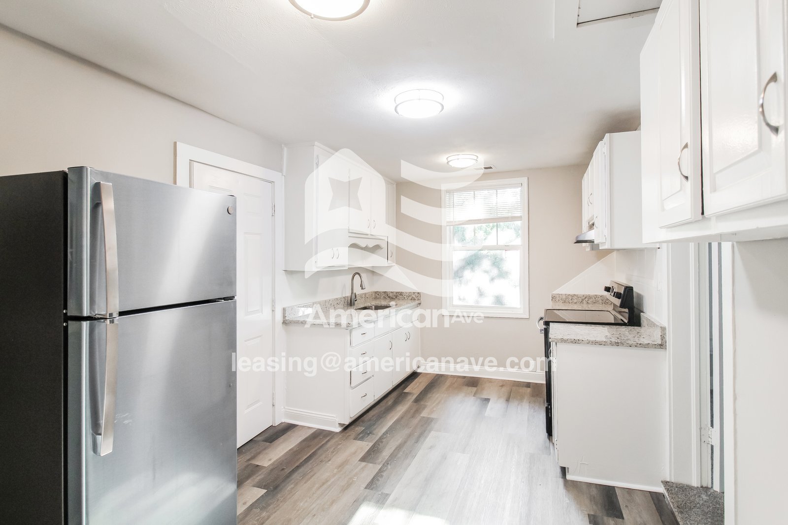 Building Photo - 722-726 6 Ave