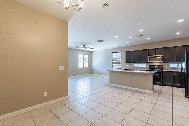 Building Photo - 41391 W Williams Way