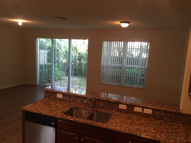 Building Photo - 3222 NW 31st Terrace