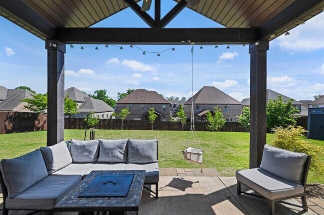 Building Photo - 184 Houston St