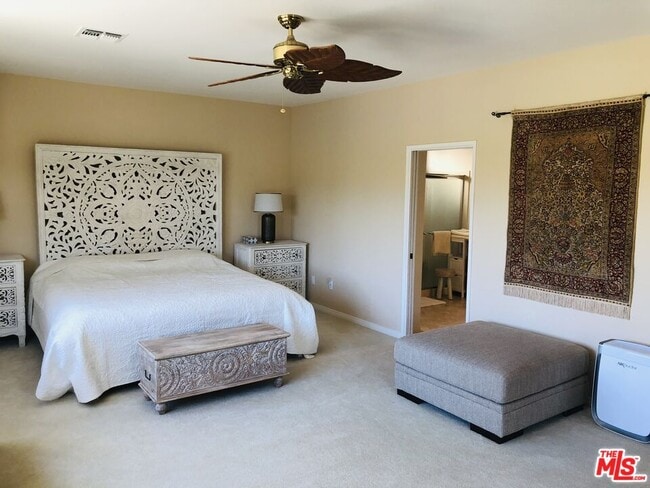 Building Photo - 34851 Blake Dr