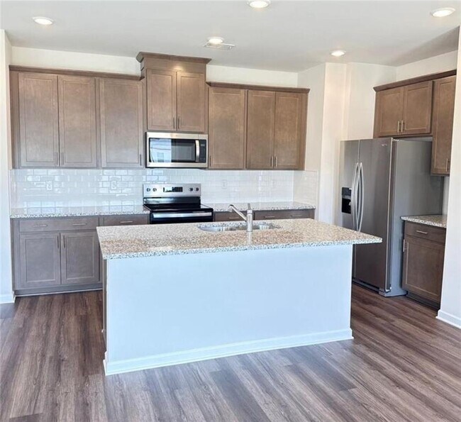 Building Photo - 2759 Aralynn Wy