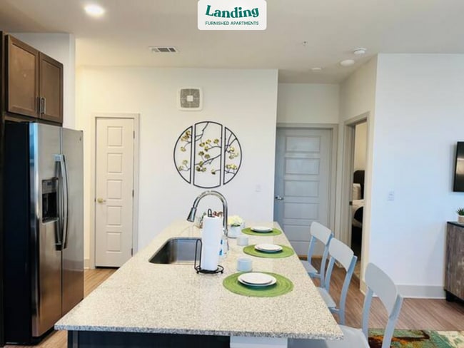 Building Photo - 698 Basilica Bay Dr