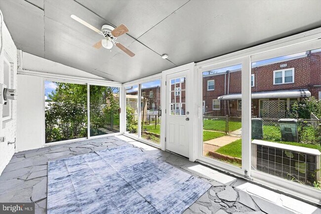Building Photo - 105 Fronefield Ave