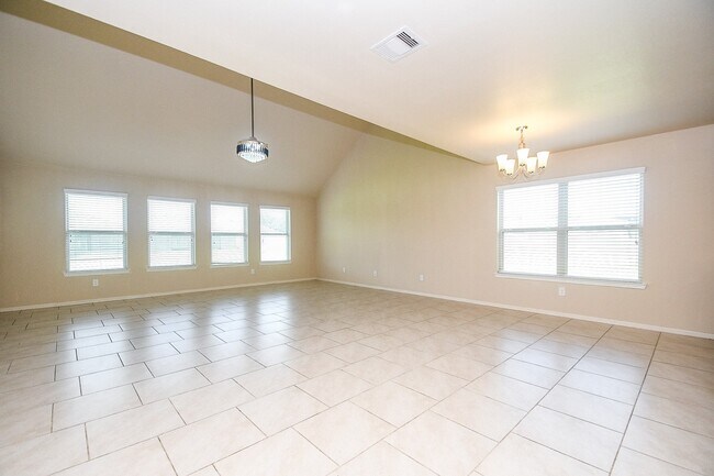Building Photo - 29251 Jacobs River Dr