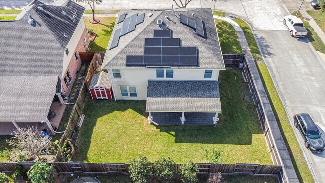 Building Photo - 2601 Hewn Rock Way