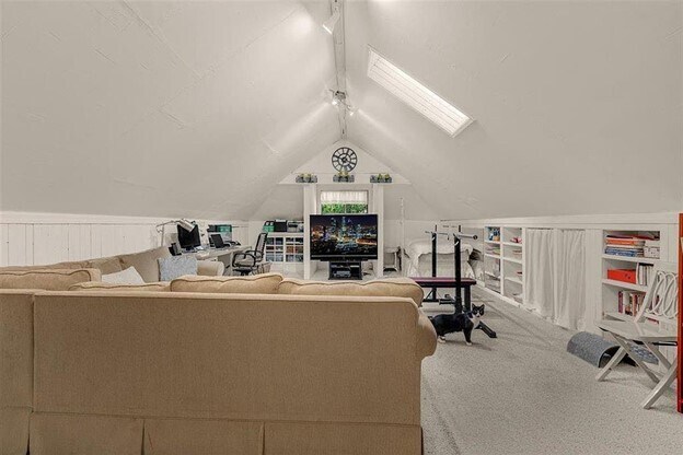 Family Room - 160 Olympia Station Rd