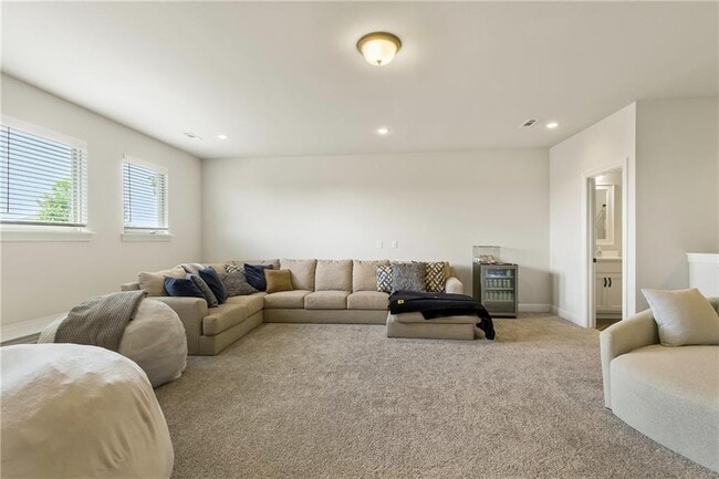 Building Photo - 5704 S 59th St