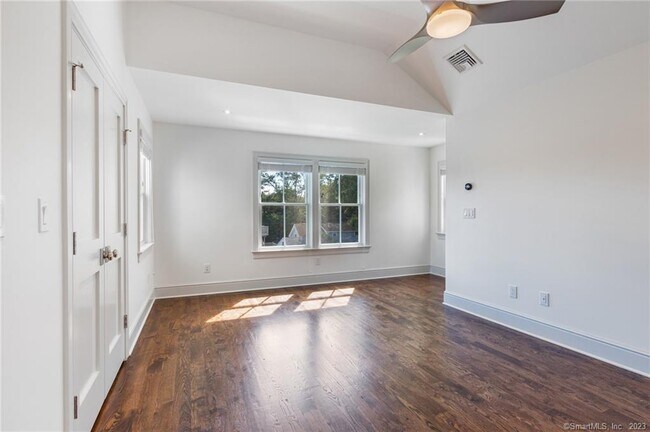 Building Photo - 75 Strickland Rd