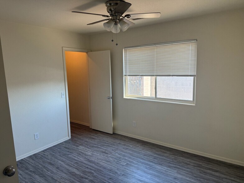 Building Photo - 7080 E Pueblo Ave