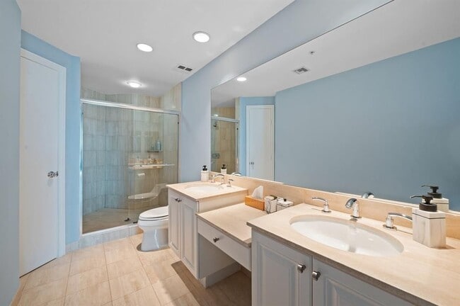 Building Photo - 1430 S Ocean Blvd