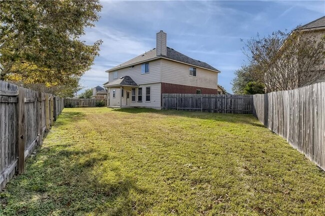 Building Photo - 1104 Canoe Cove