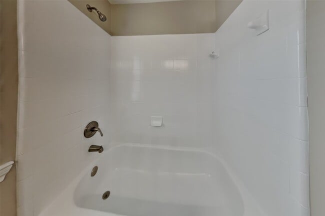 Building Photo - 20143 Glen Burn Ct