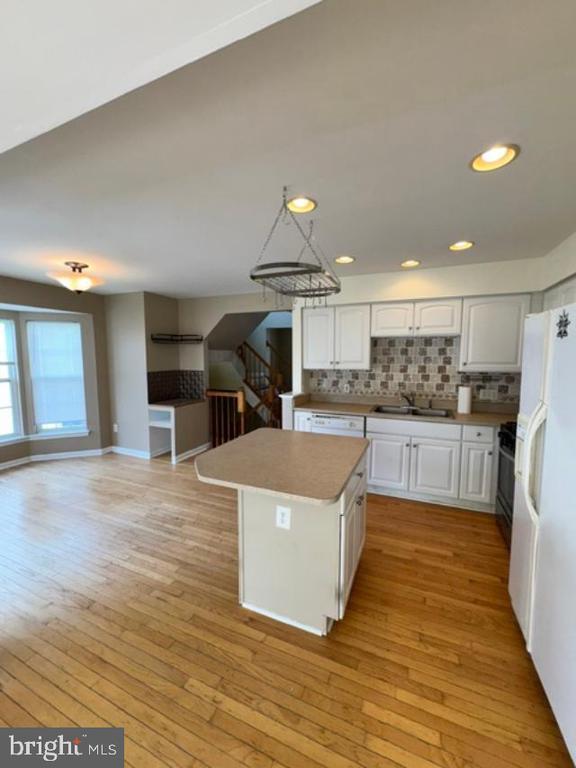 Building Photo - 202 Fox Trail