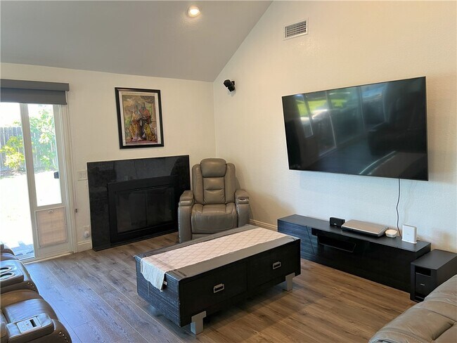 Building Photo - 24095 Marathon St