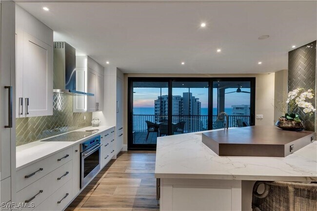 Building Photo - 11030 Gulf Shore Dr