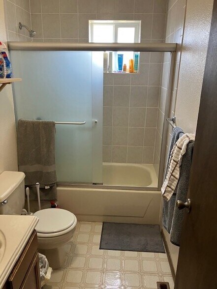 Building Photo - 1617 Salvia St