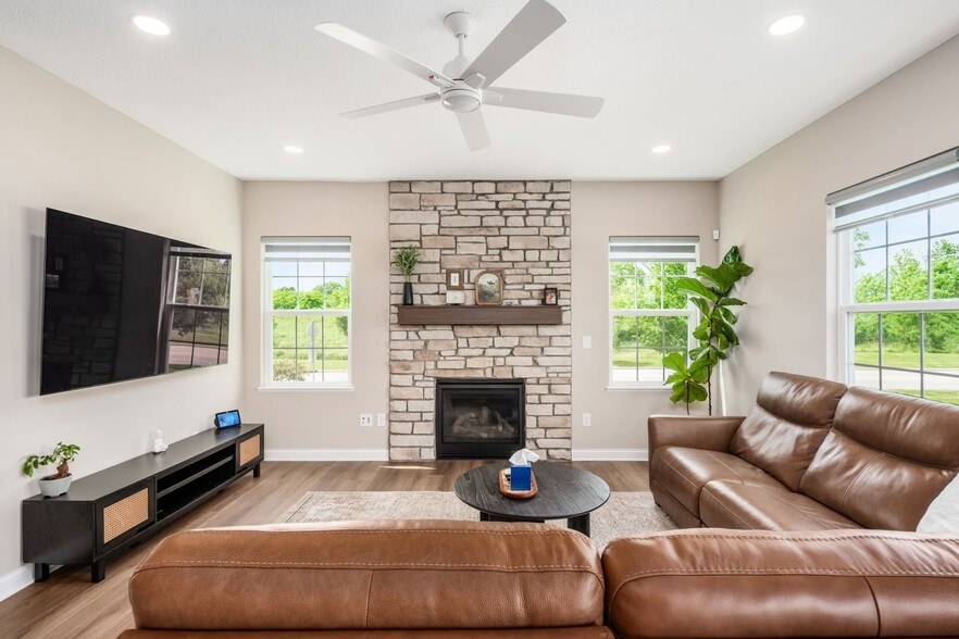 Building Photo - 6965 Turnstone Lp