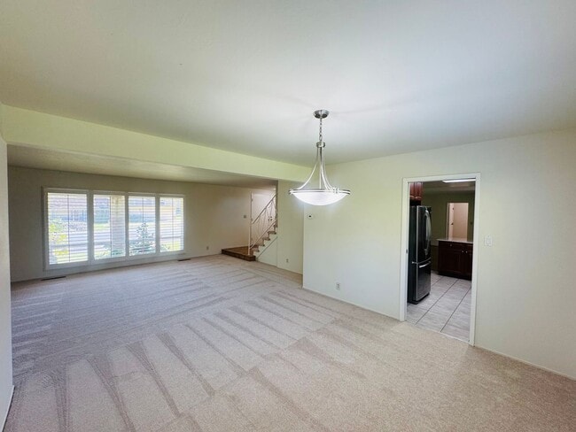 Building Photo - Nice Two-Story in Desired Northgate Neighborhood Available Now!