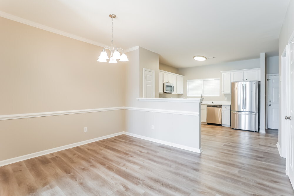 Building Photo - 5480 Sierra Trl